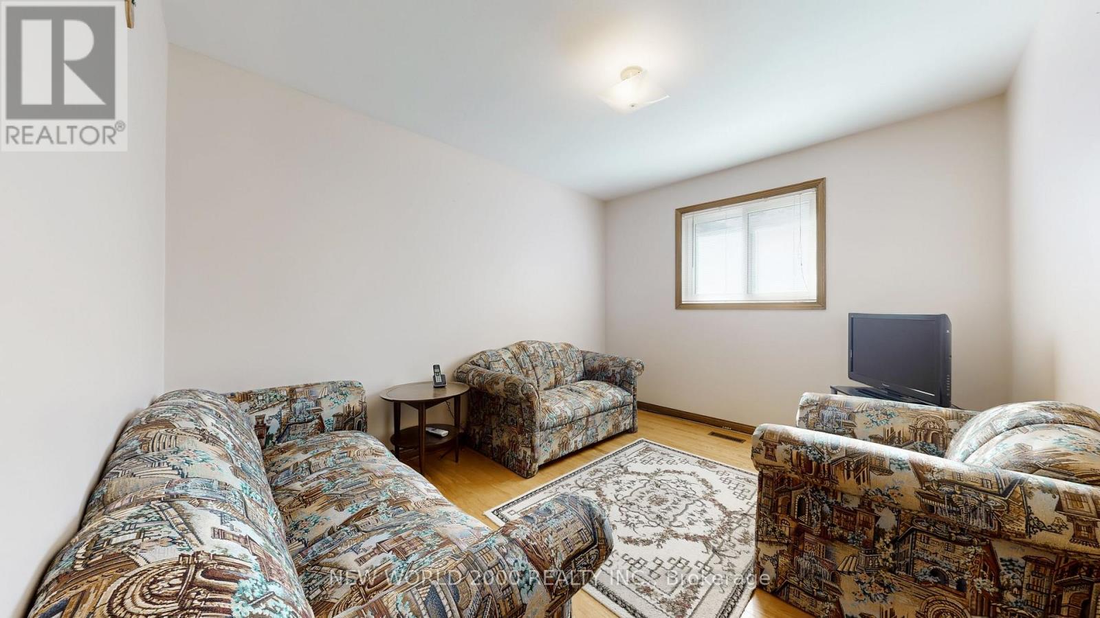 17 Squirewood Road, Toronto, Ontario  M2J 4T2 - Photo 17 - C12461814