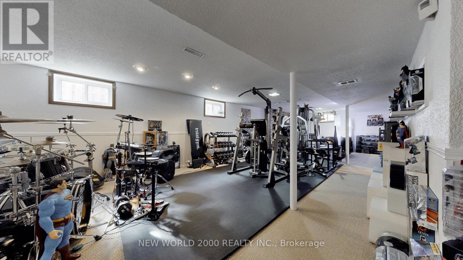 17 Squirewood Road, Toronto, Ontario  M2J 4T2 - Photo 28 - C12461814