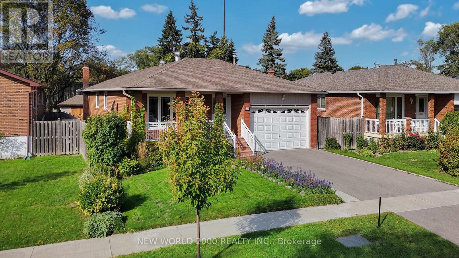 17 Squirewood Road, Toronto, Ontario  M2J 4T2 - Photo 44 - C12461814
