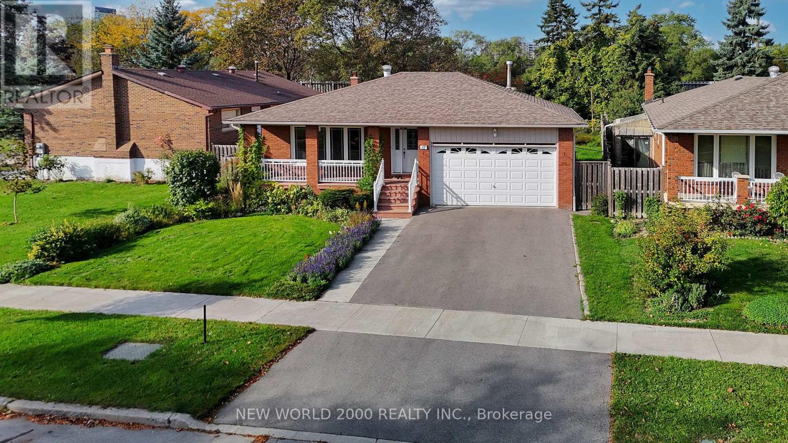 17 Squirewood Road, Toronto, Ontario  M2J 4T2 - Photo 45 - C12461814