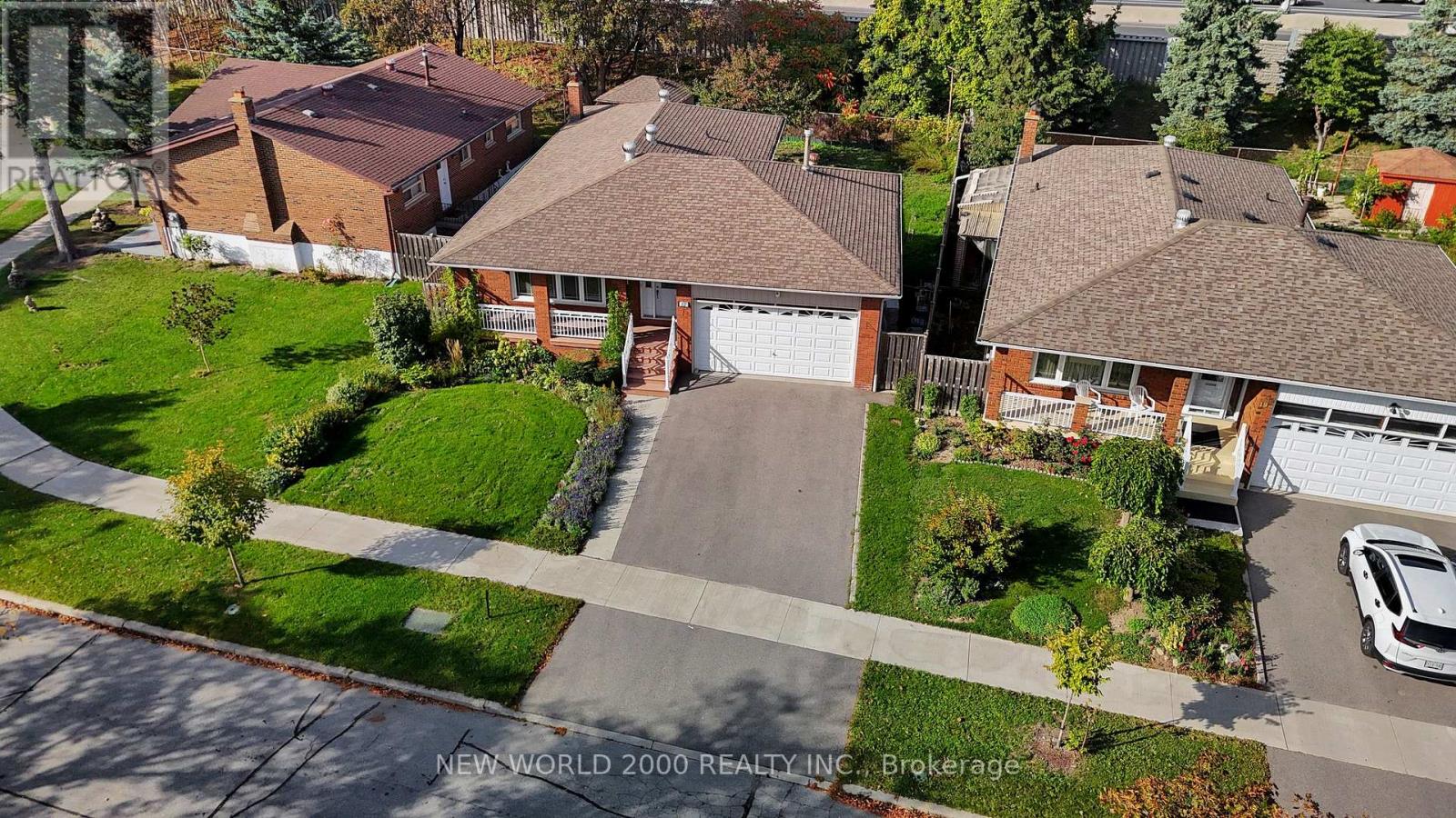 17 Squirewood Road, Toronto, Ontario  M2J 4T2 - Photo 48 - C12461814