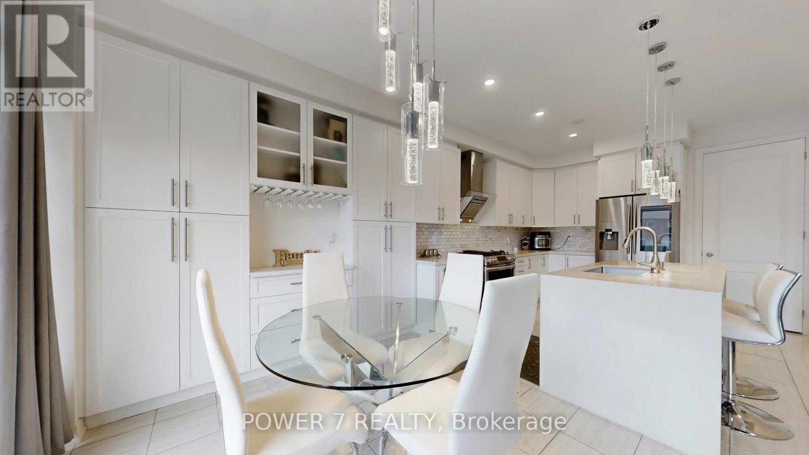 2417 Dress Circle Crescent, Oshawa, Ontario  L1L 0L9 - Photo 10 - E12461811