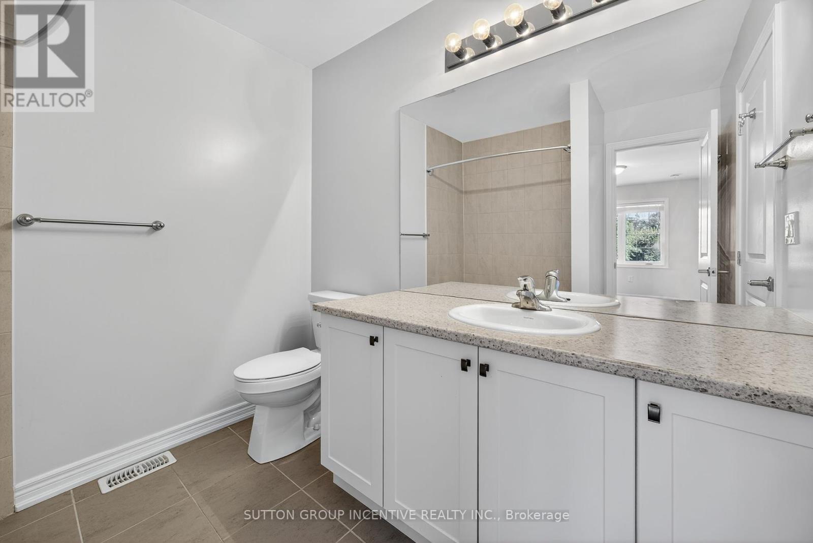 17 Churchlea Mews, Orillia, Ontario  L3V 8K9 - Photo 21 - S12461828