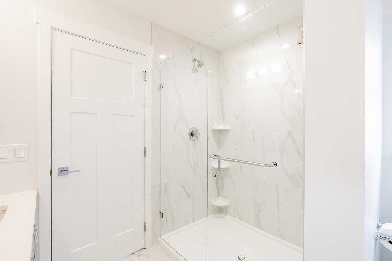 2136 164a Street, Surrey, British Columbia  V3Z 0V5 - Photo 17 - R3058001