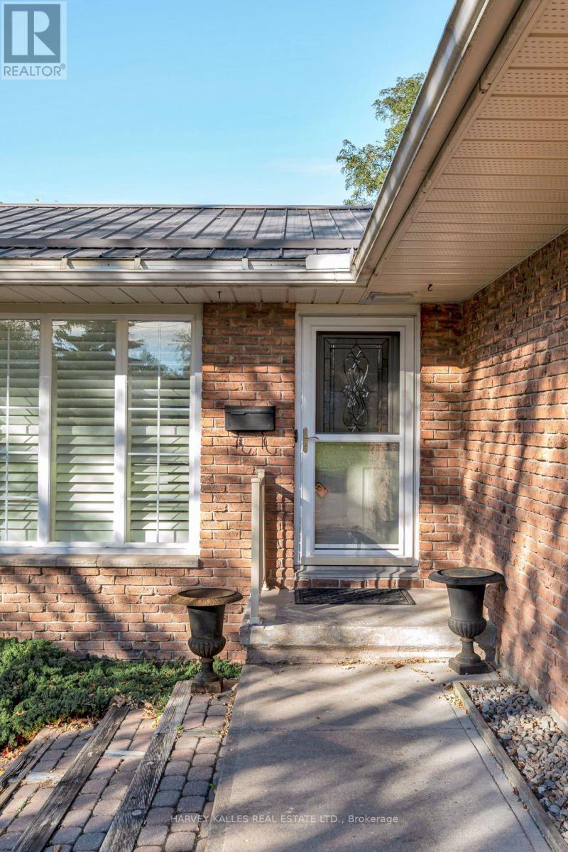 11844 Loyalist Parkway, Prince Edward County, Ontario  K0K 2T0 - Photo 3 - X12461834