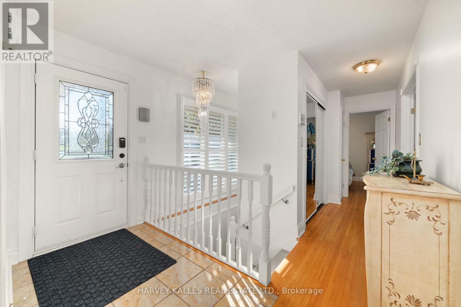 11844 Loyalist Parkway, Prince Edward County, Ontario  K0K 2T0 - Photo 4 - X12461834