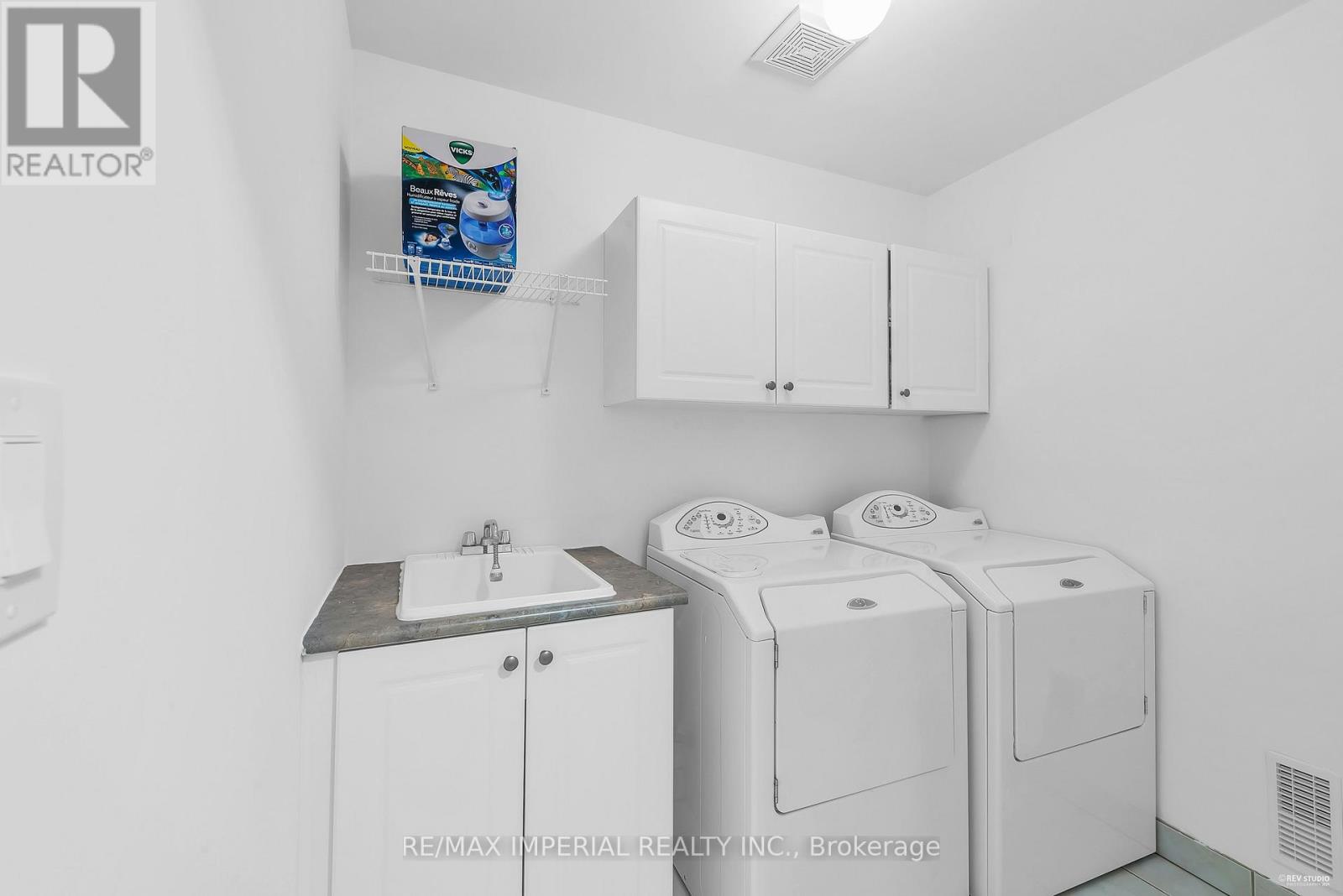 1205 Agram Drive, Oakville, Ontario  L6H 7P1 - Photo 25 - W12461809