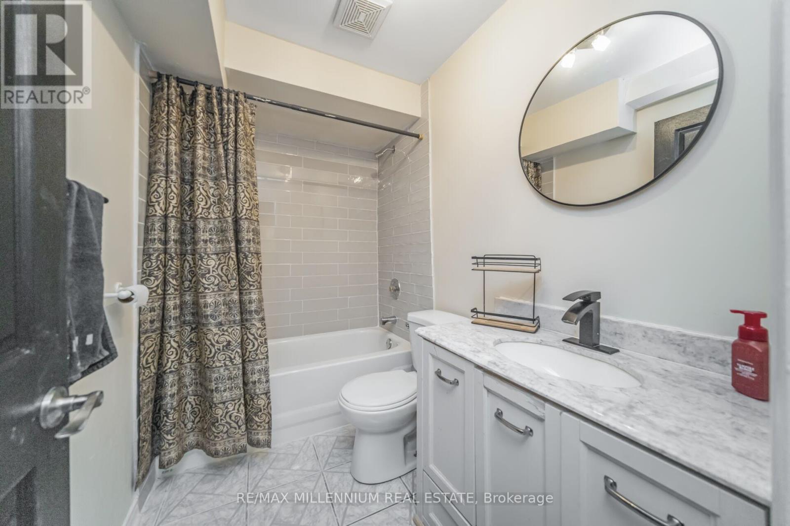 6881 Forest Park Drive, Mississauga (Lisgar), Ontario  L5N 6X7 - Photo 38 - W12461810