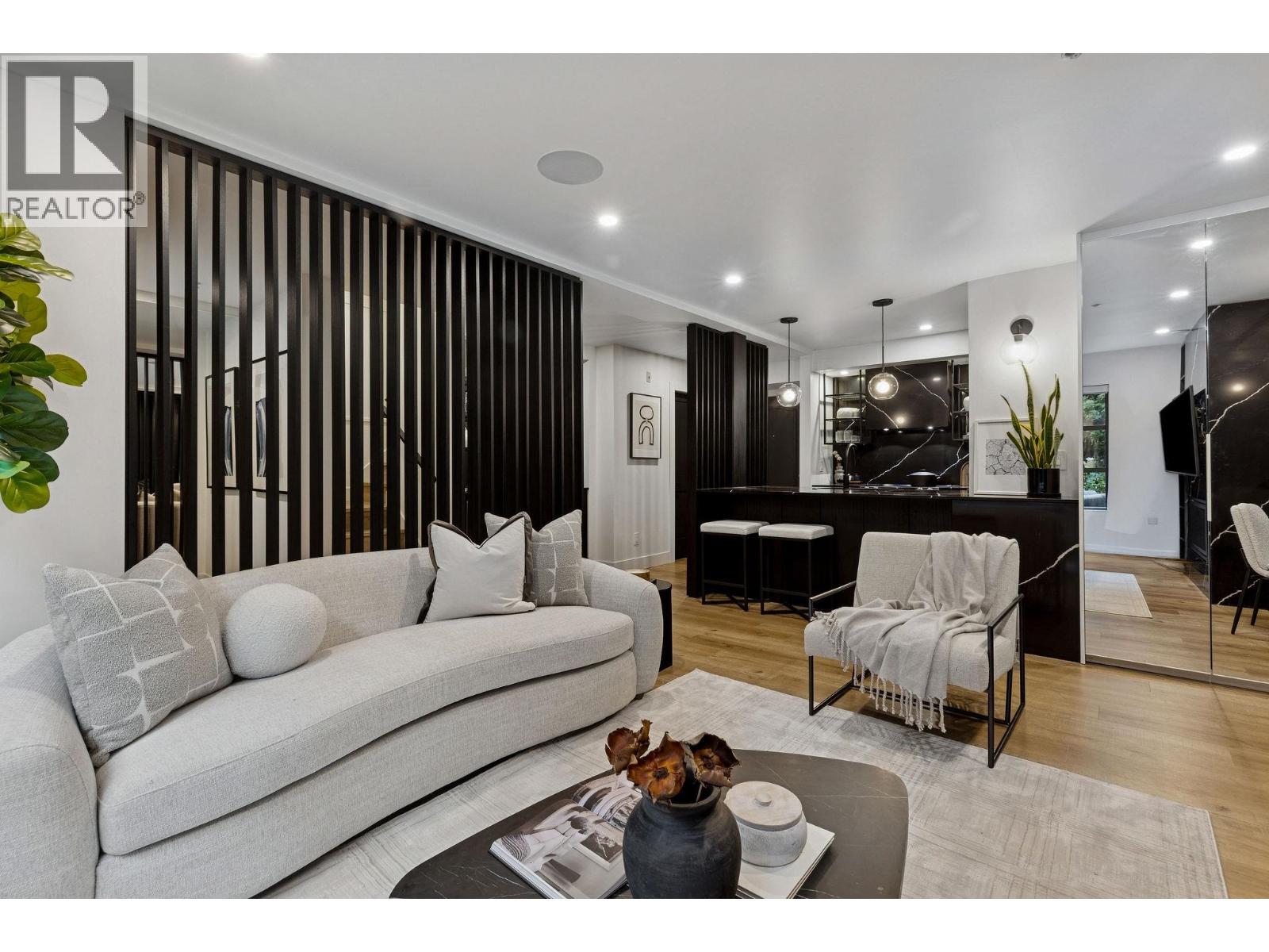 104 2119 Yew Street, Vancouver, British Columbia  V6K 3G6 - Photo 5 - R3058414