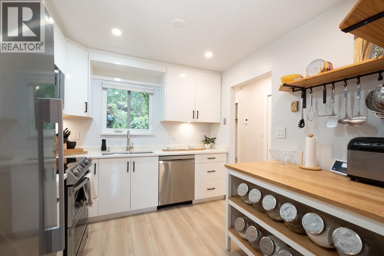 31 900 W 17th Street, North Vancouver, British Columbia  V7P 3K5 - Photo 20 - R3058430