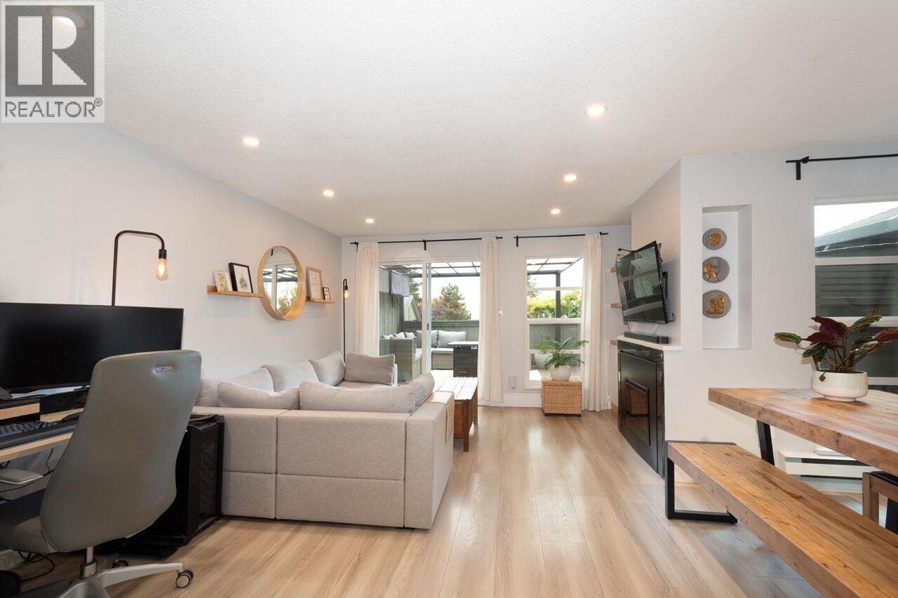 31 900 W 17th Street, North Vancouver, British Columbia  V7P 3K5 - Photo 8 - R3058430
