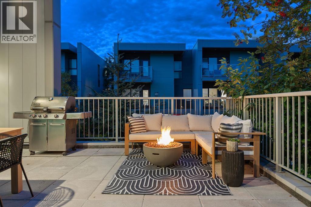 40 3596 Salal Drive, North Vancouver, British Columbia  V7G 0A9 - Photo 7 - R3058433