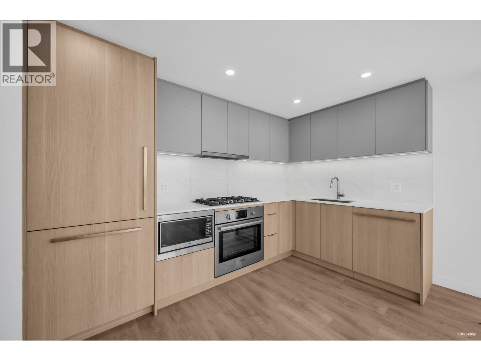 704 318 Alderson Avenue, Coquitlam, British Columbia  V3K 0J1 - Photo 5 - R3058436