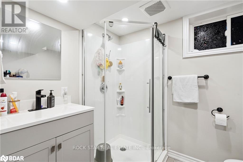 10 Sycamore Street, Hamilton, Ontario  L8T 3N7 - Photo 26 - X12461793