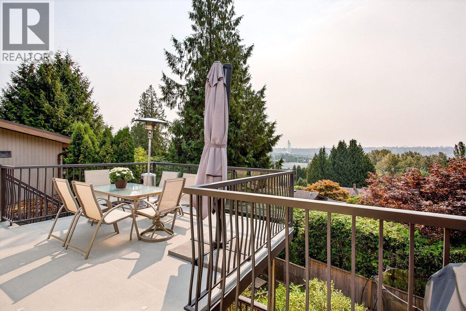 320 Dartmoor Drive, Coquitlam, British Columbia  V3K 5R3 - Photo 14 - R3058395