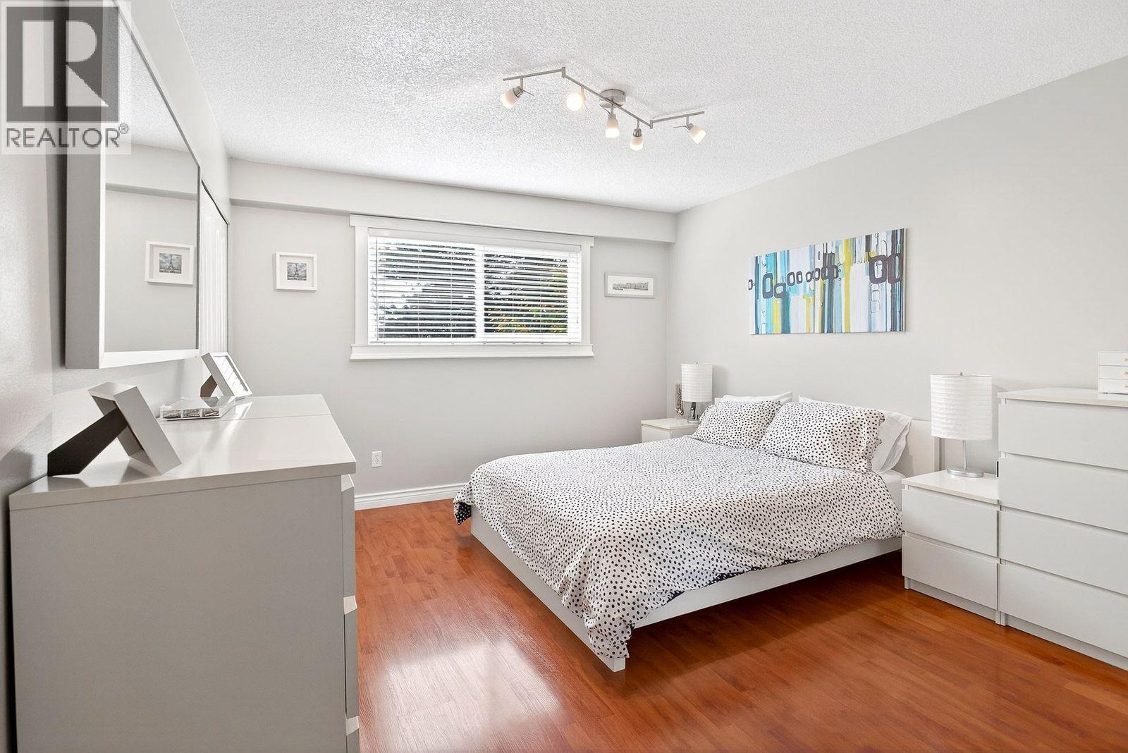 320 Dartmoor Drive, Coquitlam, British Columbia  V3K 5R3 - Photo 21 - R3058395