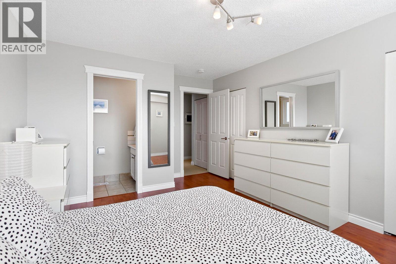 320 Dartmoor Drive, Coquitlam, British Columbia  V3K 5R3 - Photo 22 - R3058395