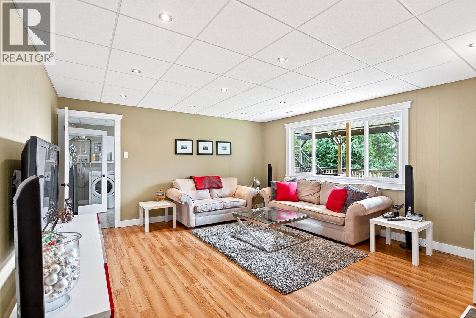 320 Dartmoor Drive, Coquitlam, British Columbia  V3K 5R3 - Photo 25 - R3058395