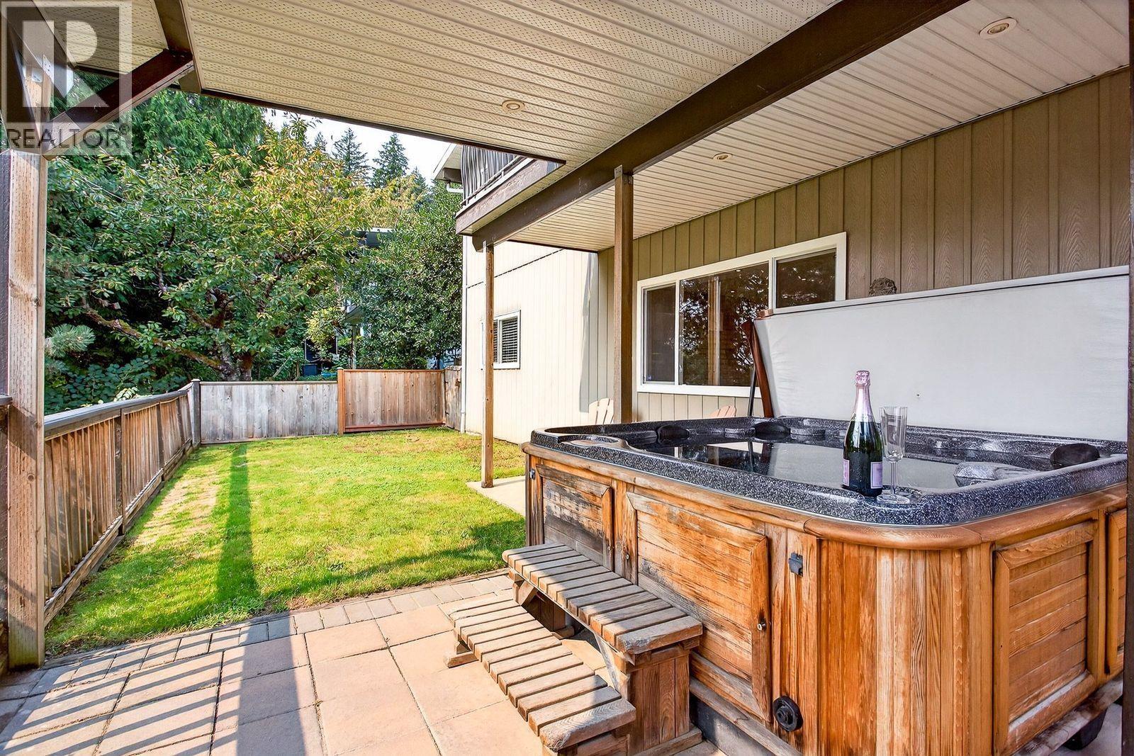 320 Dartmoor Drive, Coquitlam, British Columbia  V3K 5R3 - Photo 33 - R3058395