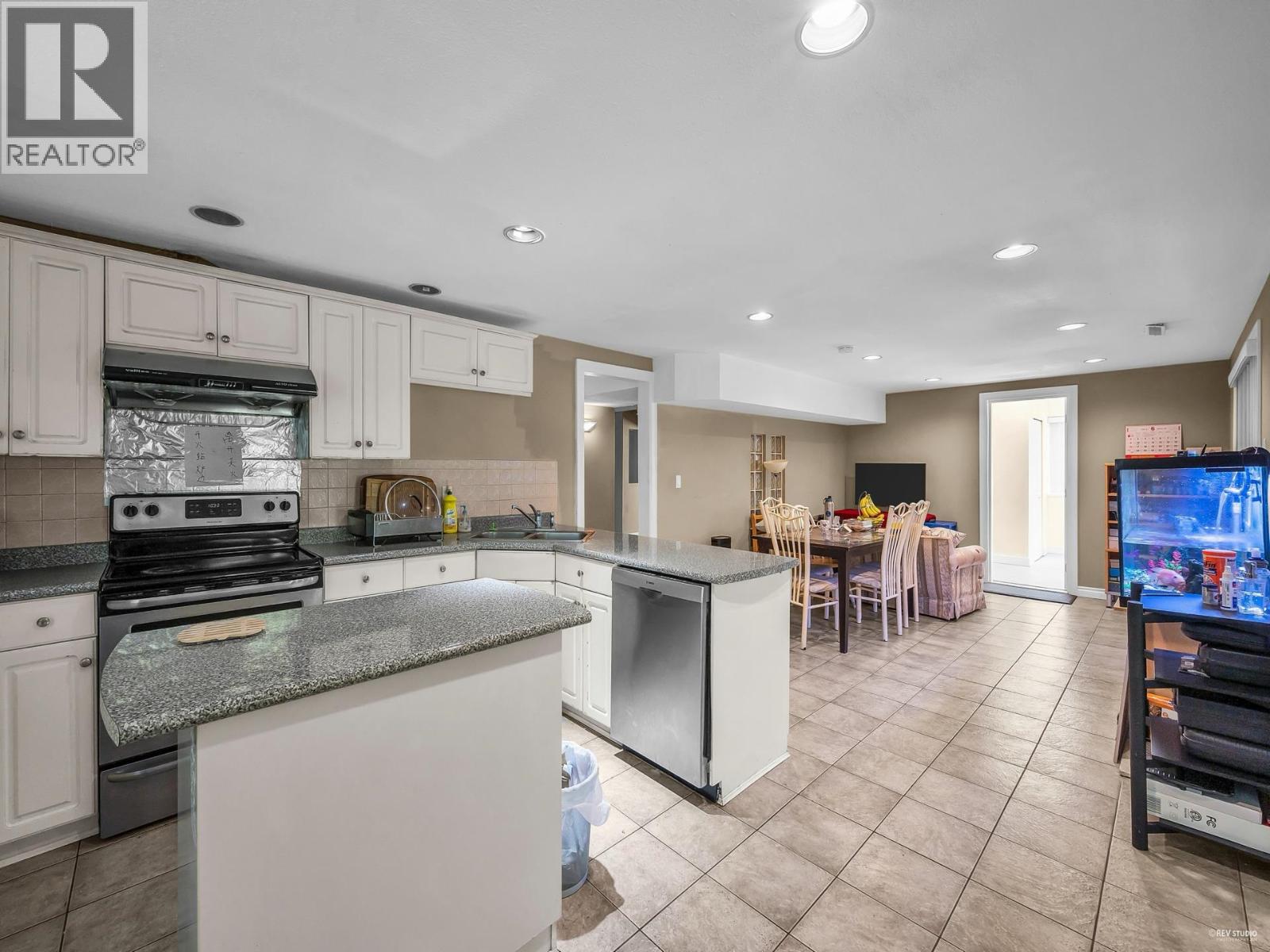 2620 Limestone Place, Coquitlam, British Columbia  V3E 2V1 - Photo 33 - R3058413