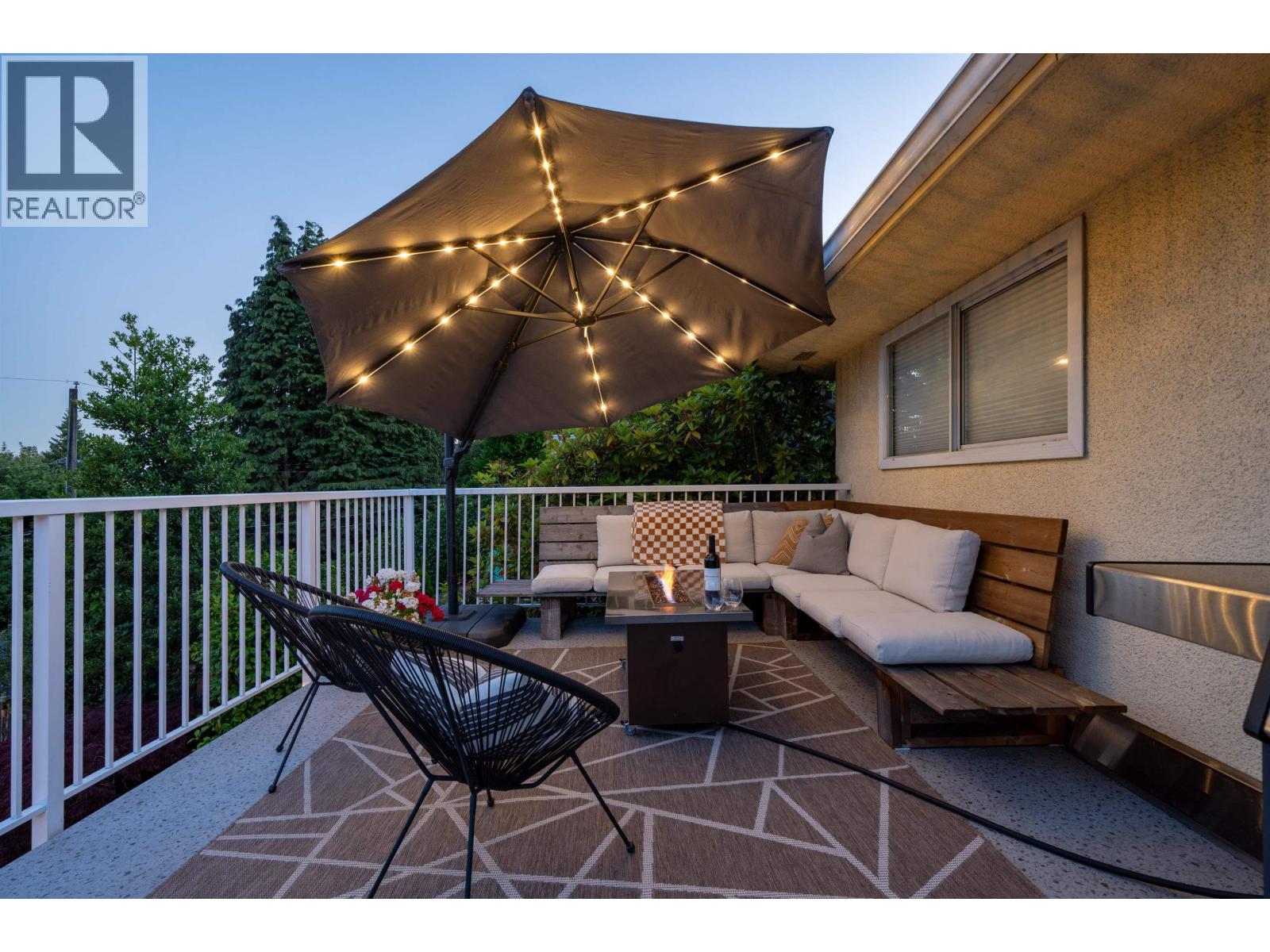 1231 Cloverley Street, North Vancouver, British Columbia  V7L 1N7 - Photo 34 - R3058441