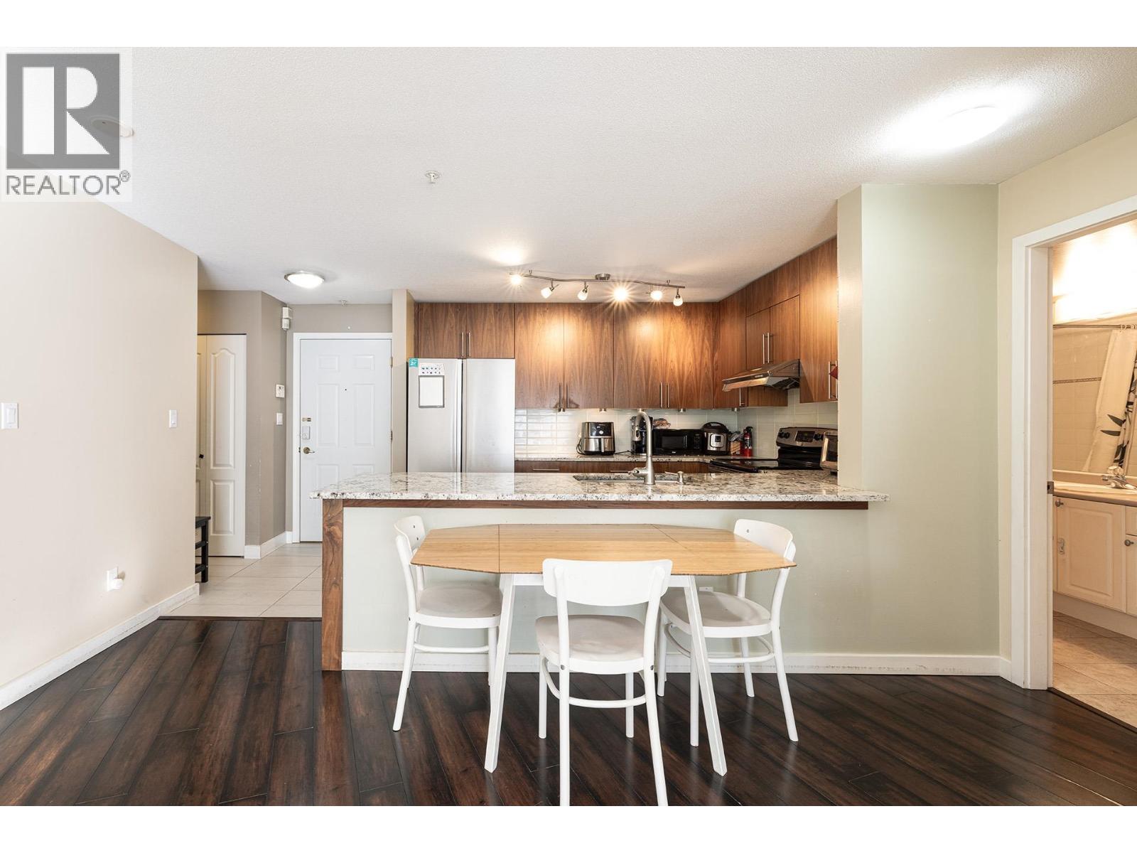 219 5880 Dover Crescent, Richmond, British Columbia  V7C 5P5 - Photo 4 - R3032721
