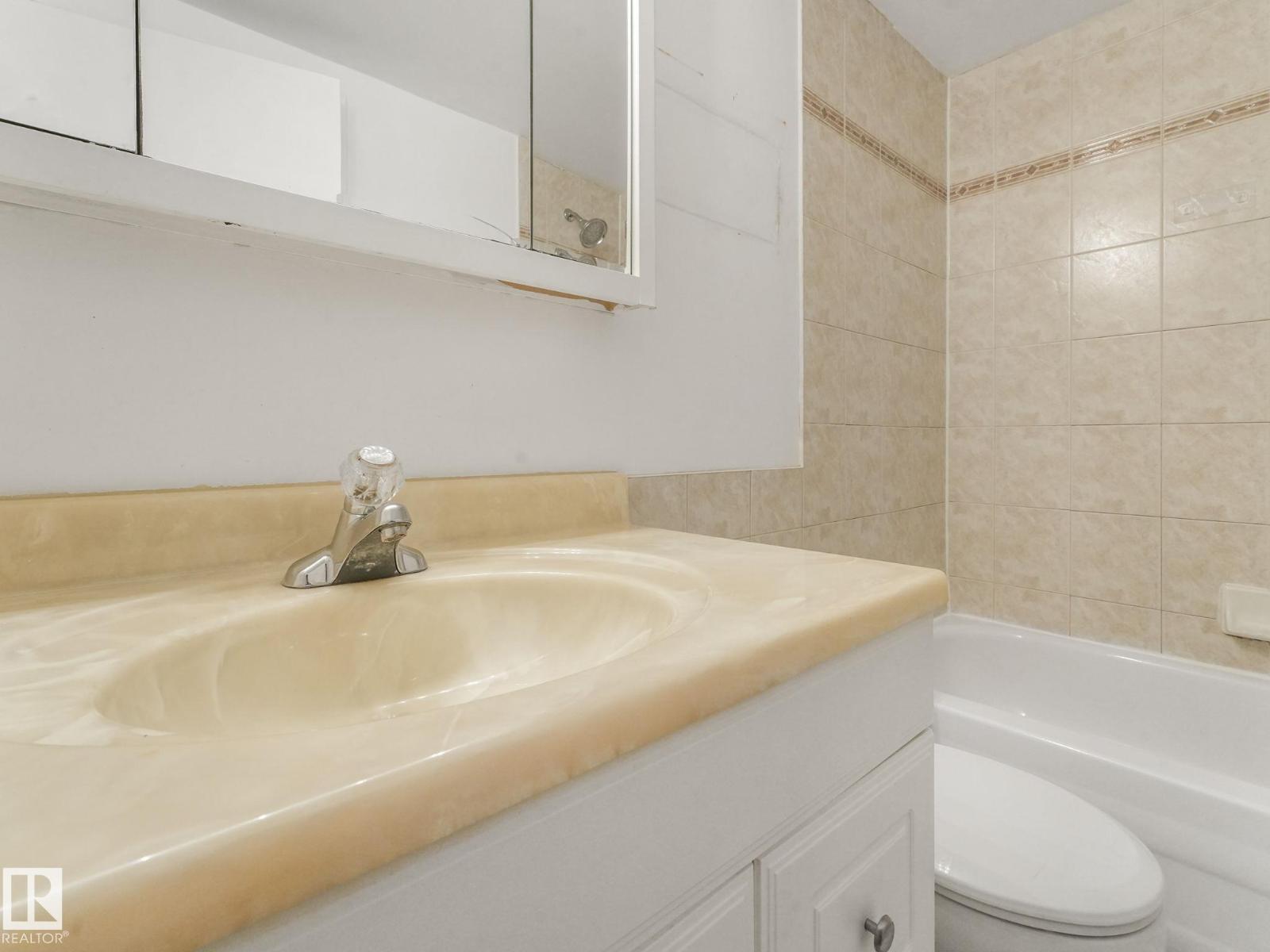 #107 10421 93 St Nw, Edmonton, Alberta  T5H 1X5 - Photo 20 - E4462073