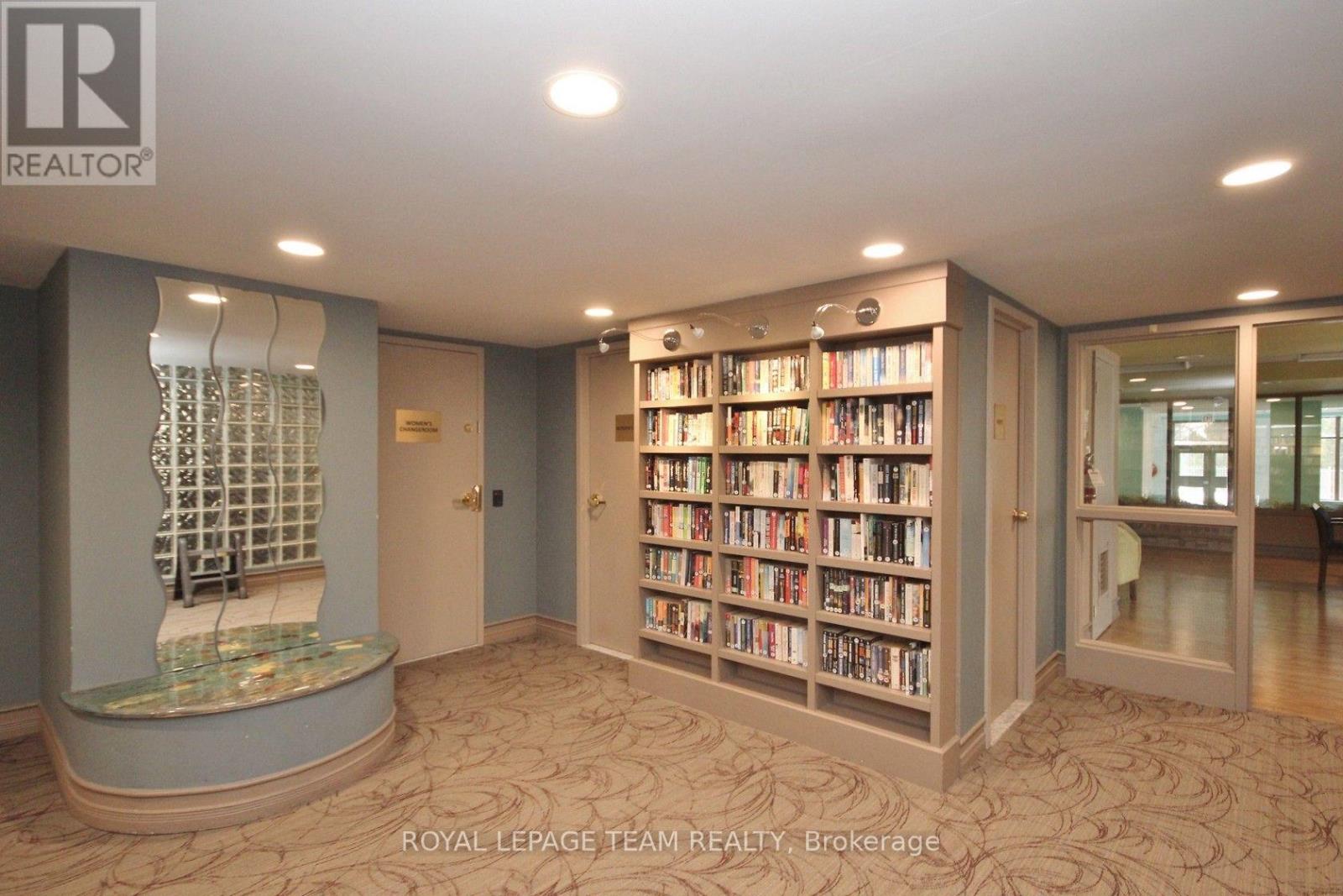1008 - 100 Grant Carman Drive, Ottawa, Ontario  K2E 8B8 - Photo 20 - X12455860