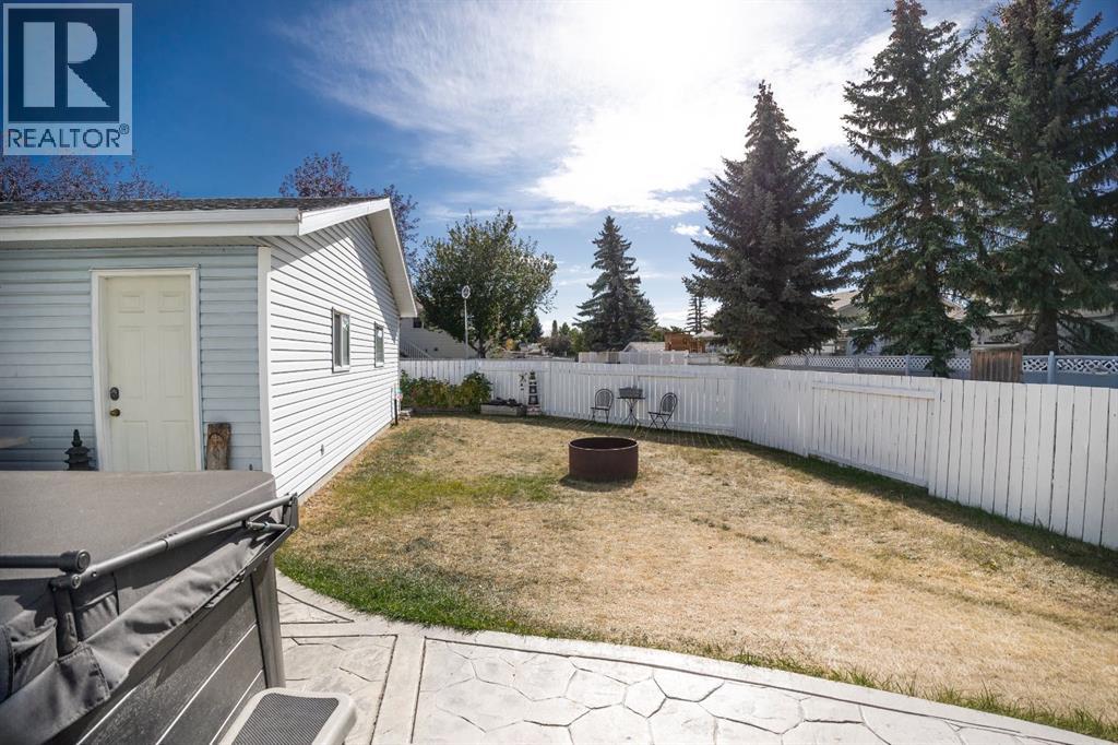 35 Depalme Street, Red Deer, Alberta  T4R 2G4 - Photo 23 - A2260349