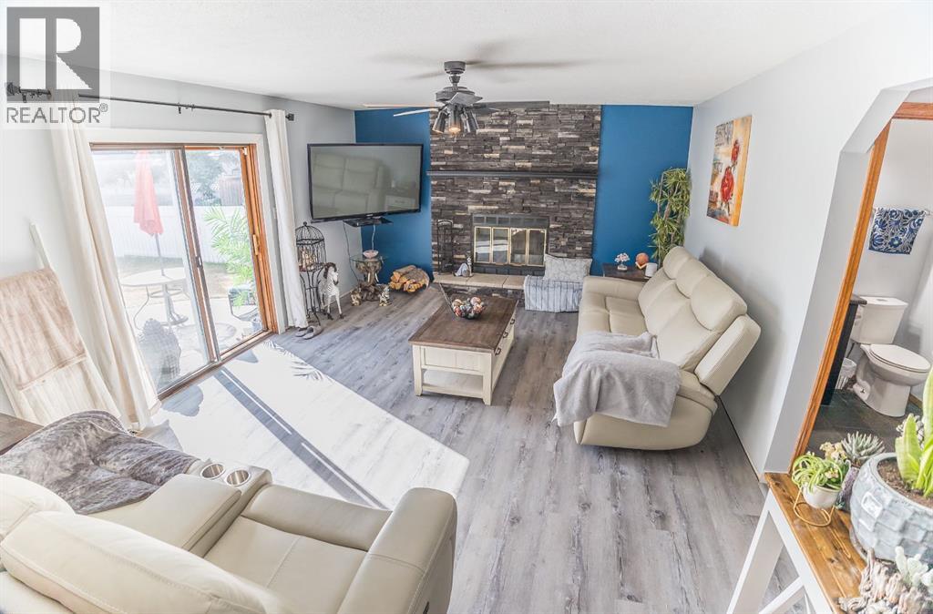 35 Depalme Street, Red Deer, Alberta  T4R 2G4 - Photo 8 - A2260349