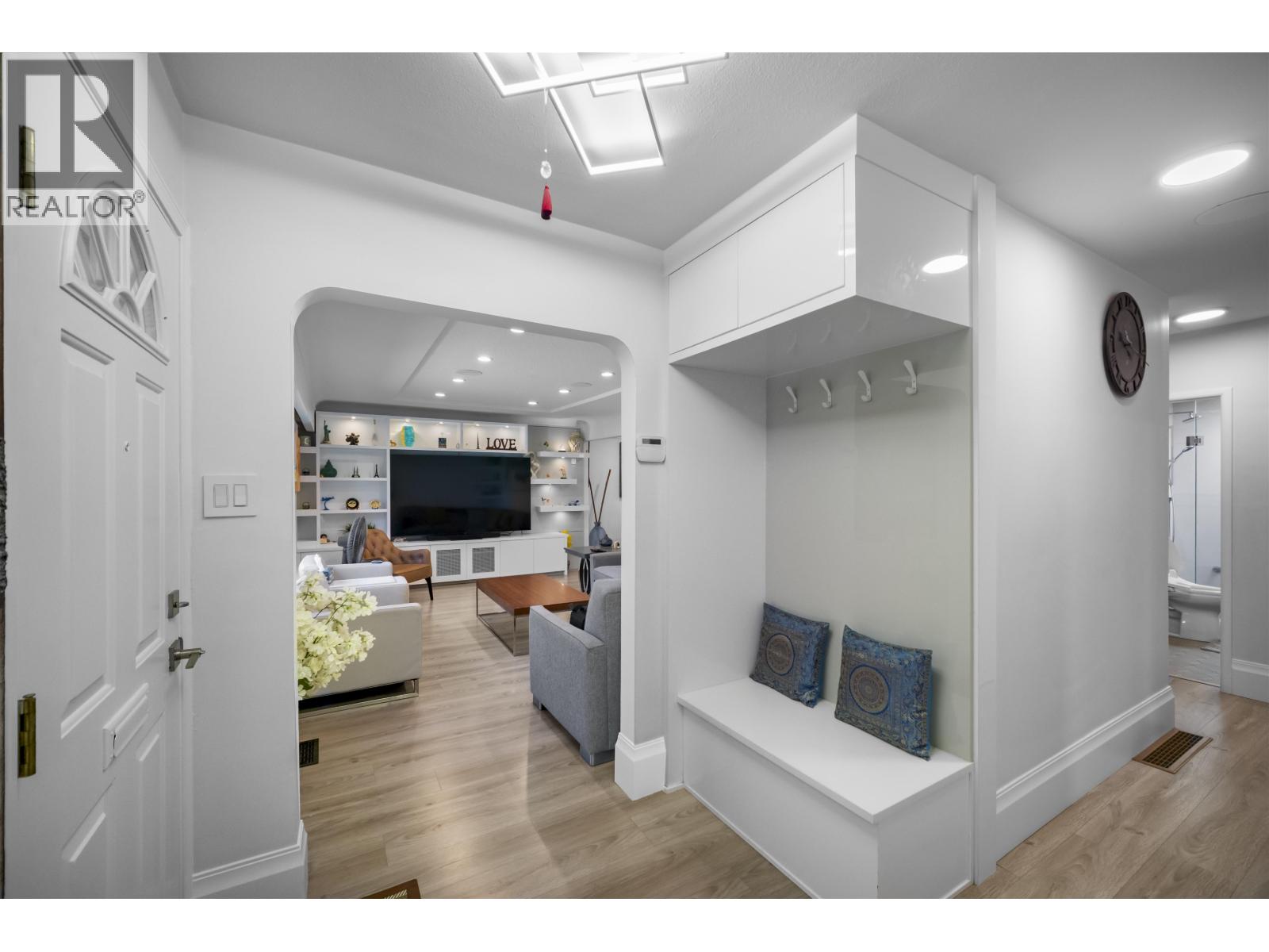 6978 Mckinnon Street, Vancouver, British Columbia  V5S 3G5 - Photo 6 - R3058288