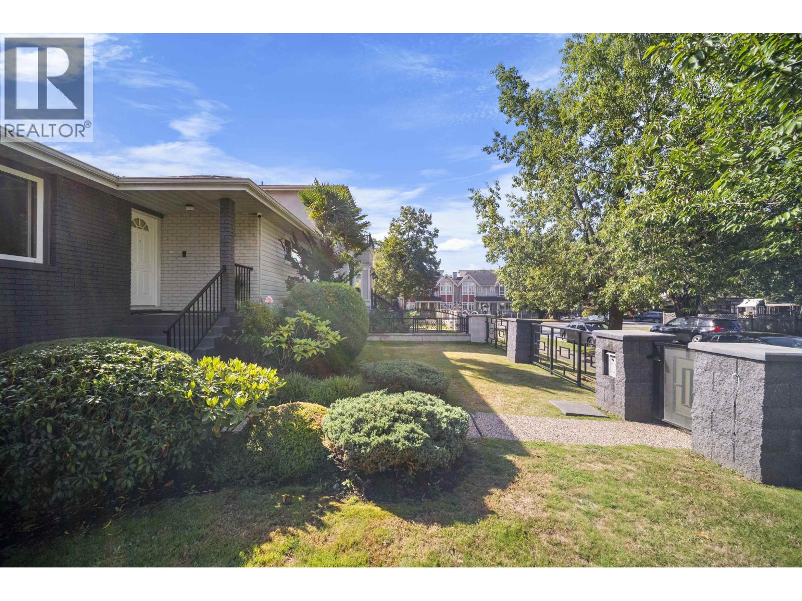 6978 Mckinnon Street, Vancouver, British Columbia  V5S 3G5 - Photo 31 - R3058288