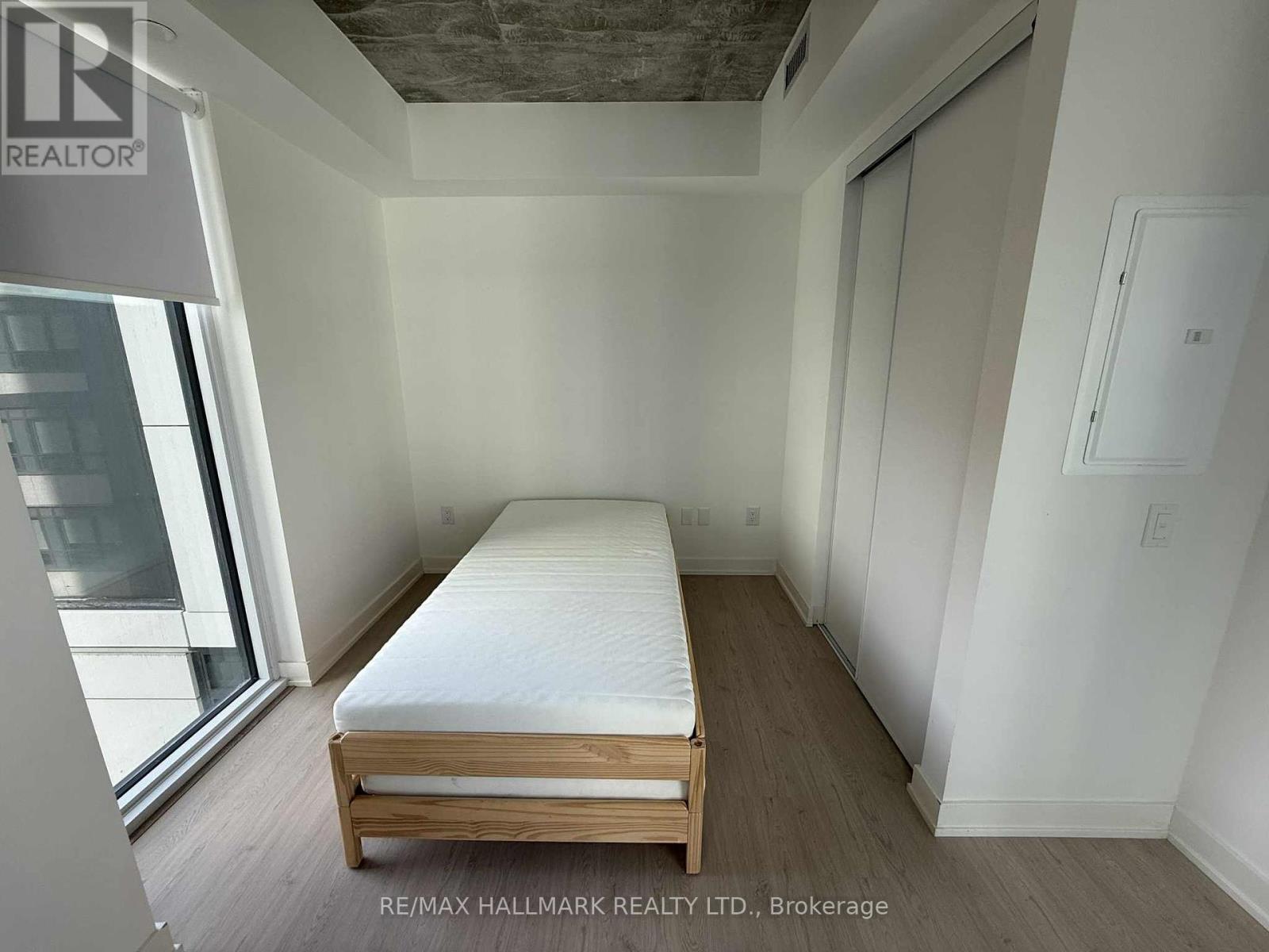 908 - 65 Mutual Street, Toronto, Ontario  M5B 0E5 - Photo 13 - C12444194