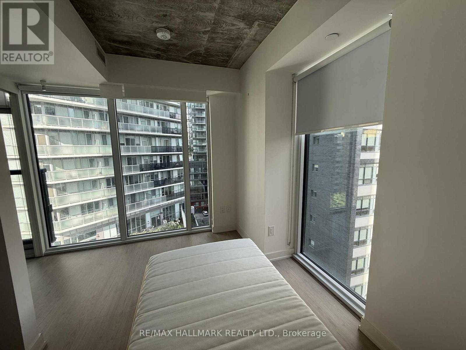 908 - 65 Mutual Street, Toronto, Ontario  M5B 0E5 - Photo 15 - C12444194