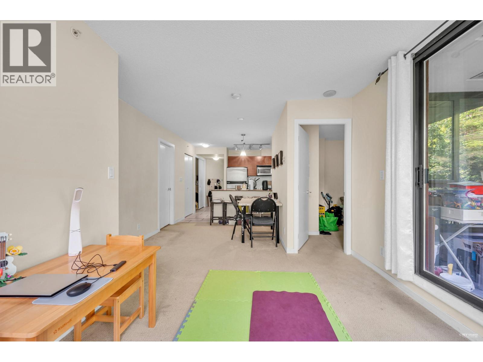 304 833 Agnes Street, New Westminster, British Columbia  V3M 0B1 - Photo 10 - R3056311