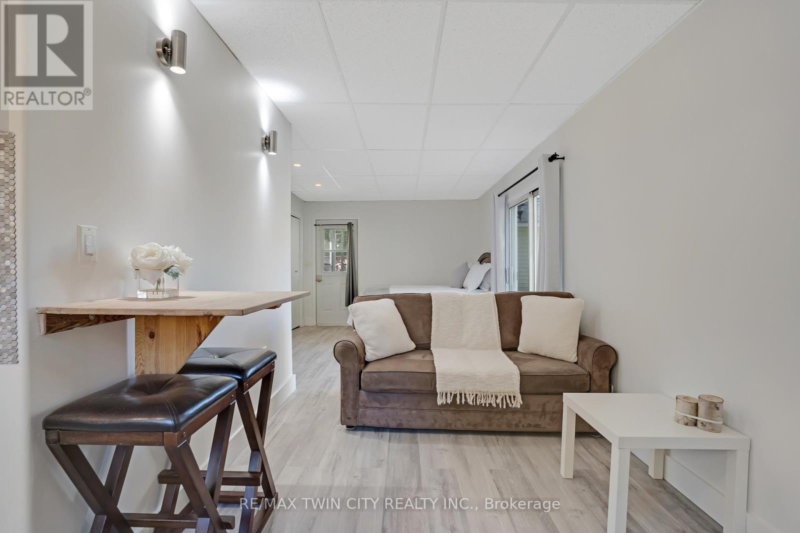 7 Frederick Street S, Halton Hills, Ontario  L7J 2B7 - Photo 29 - W12460120