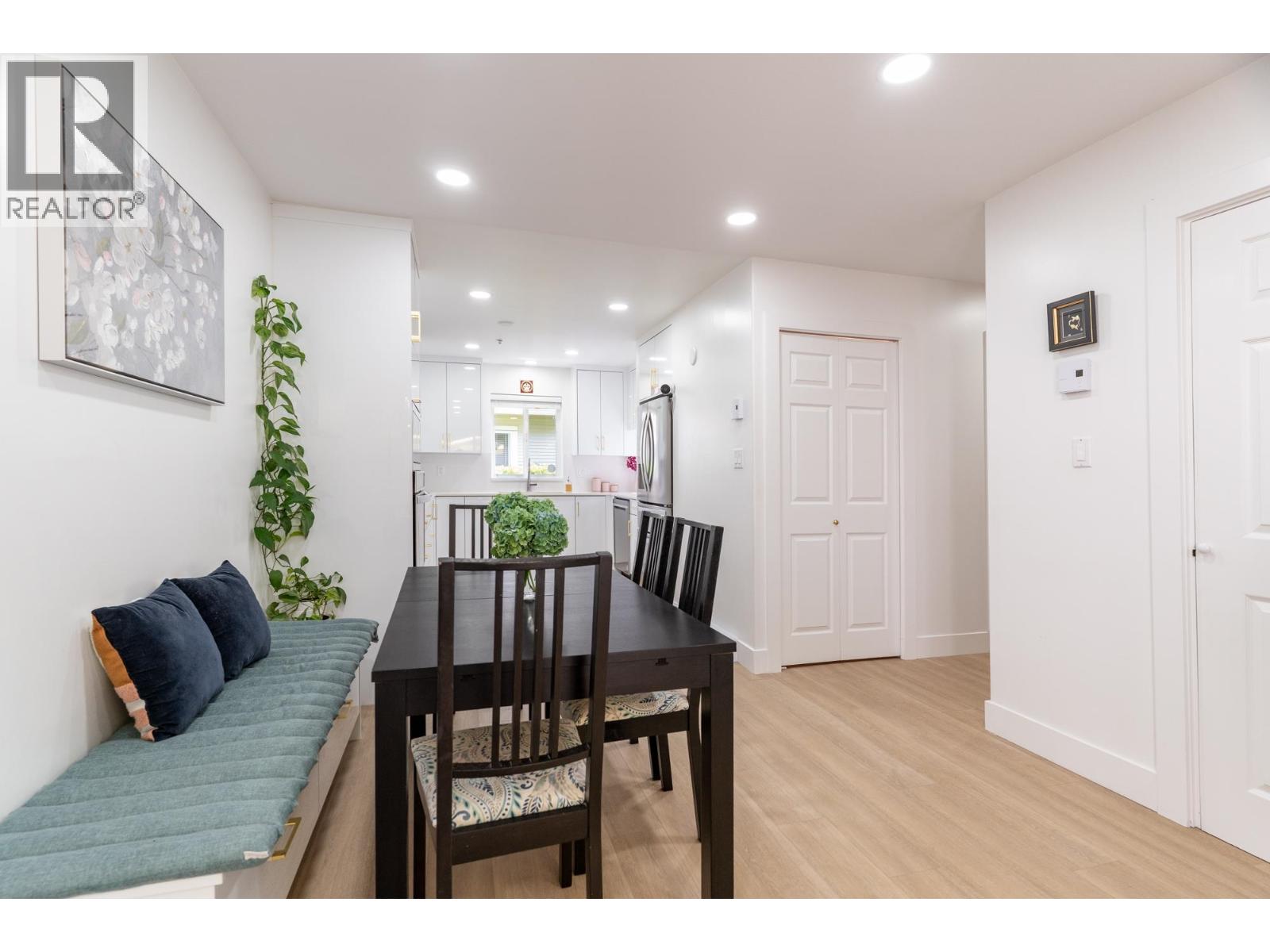 2 1233 W 16th Street, North Vancouver, British Columbia  V7P 1R5 - Photo 10 - R3058195