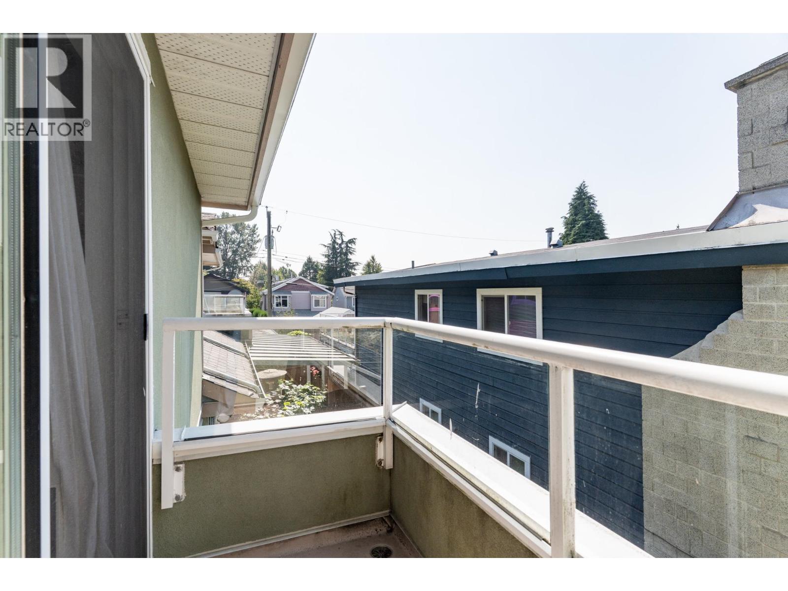 2 1233 W 16th Street, North Vancouver, British Columbia  V7P 1R5 - Photo 29 - R3058195