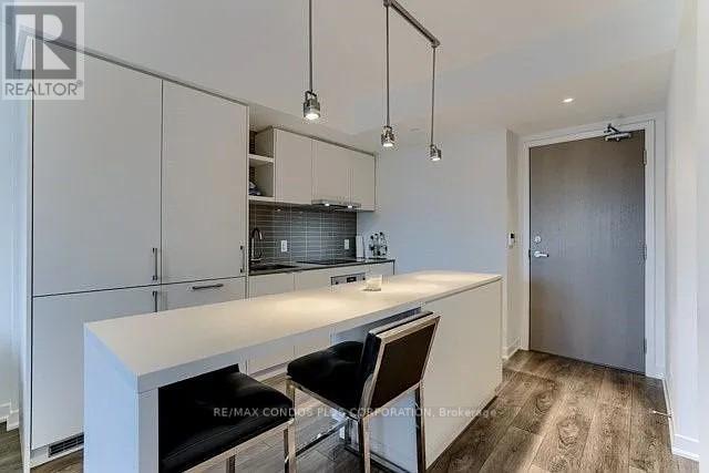 4403 - 100 Harbour Street W, Toronto, Ontario  M5J 1B7 - Photo 14 - C12461833