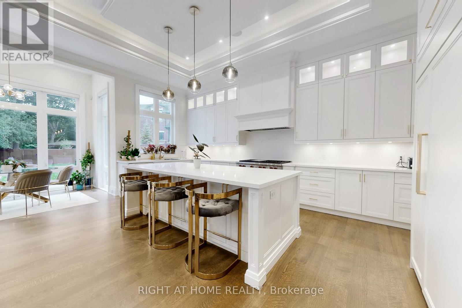10 Aneta Circle, Toronto, Ontario  M2M 3J2 - Photo 11 - C12461838