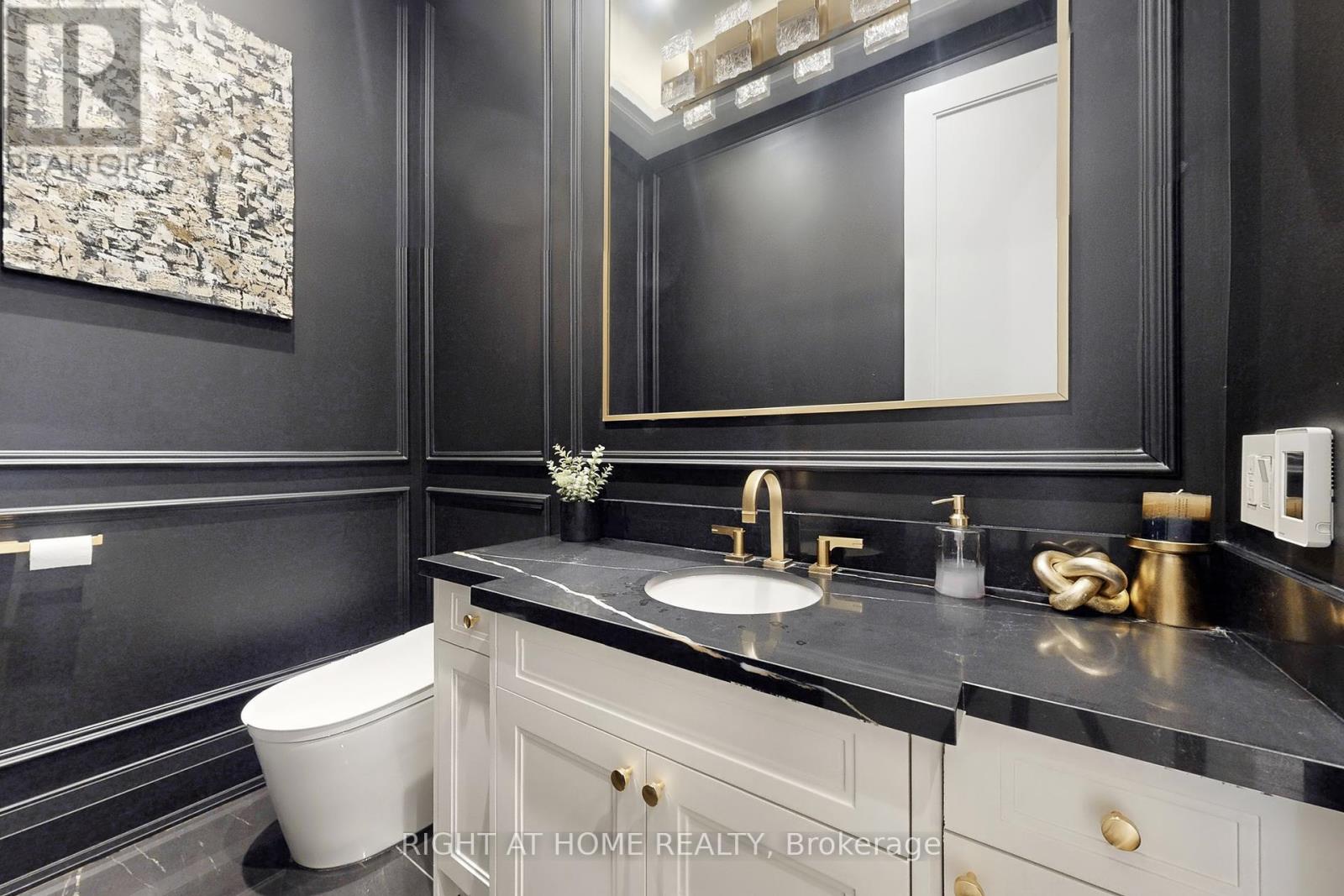 10 Aneta Circle, Toronto, Ontario  M2M 3J2 - Photo 22 - C12461838