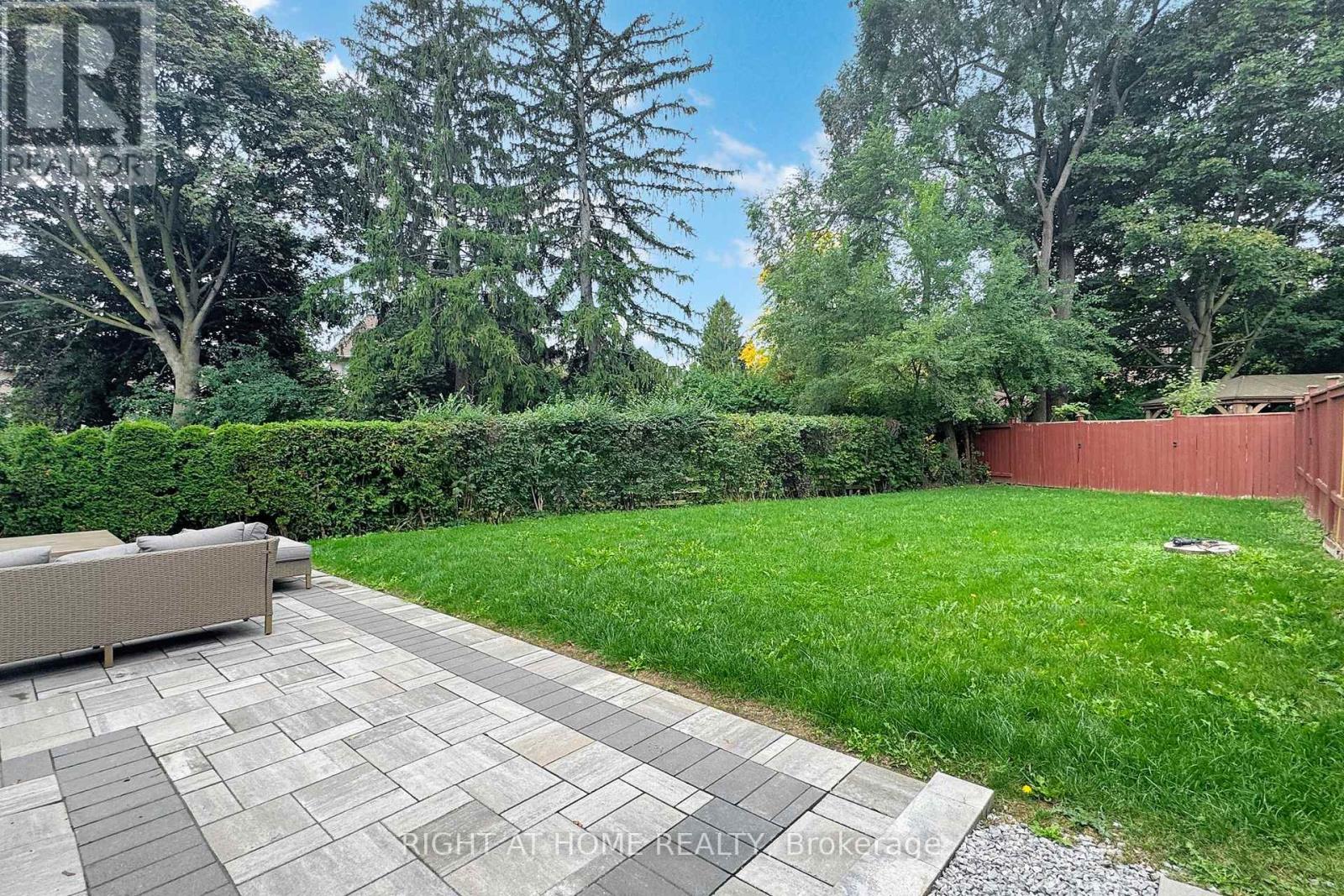 10 Aneta Circle, Toronto, Ontario  M2M 3J2 - Photo 49 - C12461838