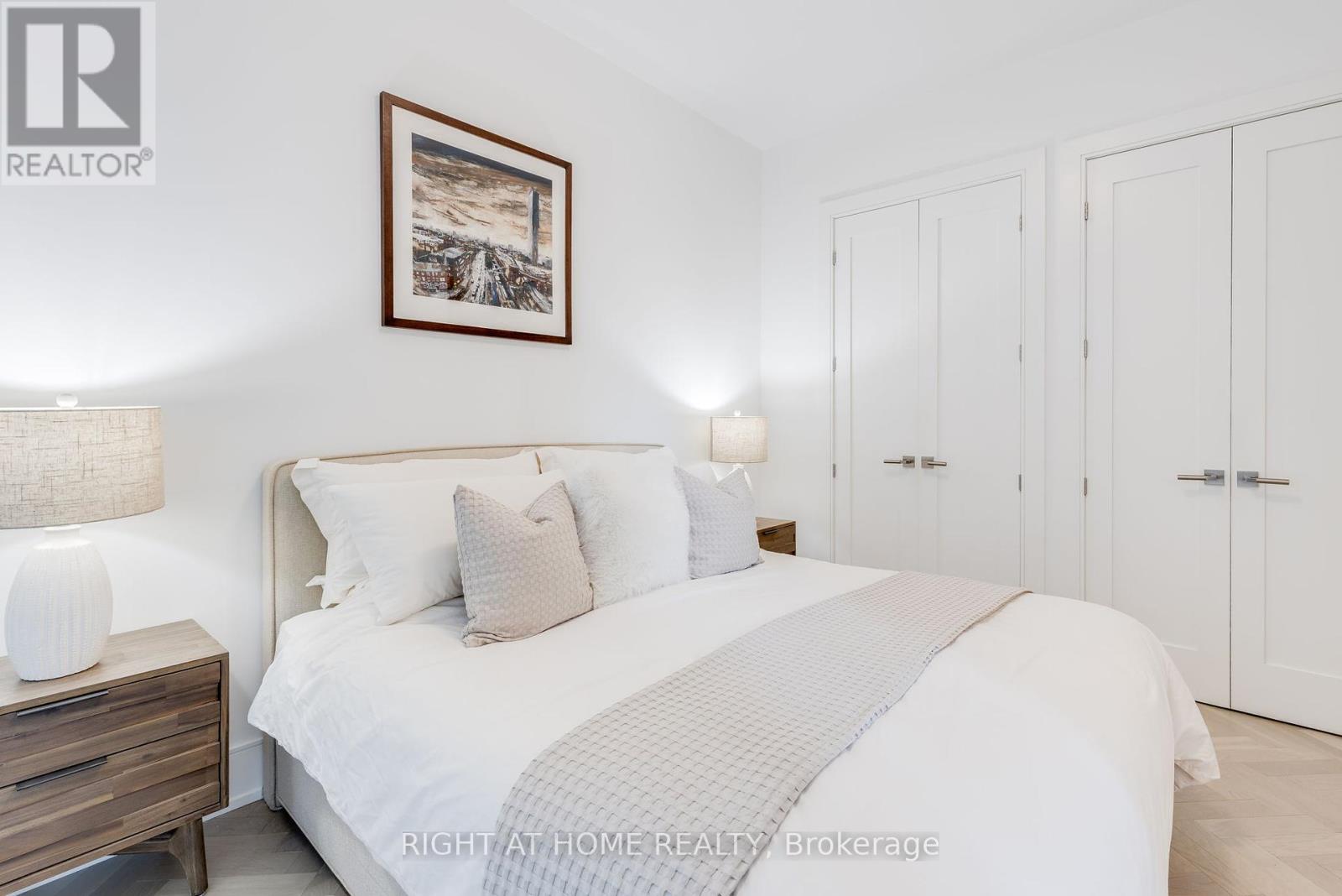 301 - 455 Wellington Street W, Toronto, Ontario  M5V 0V8 - Photo 21 - C12461841