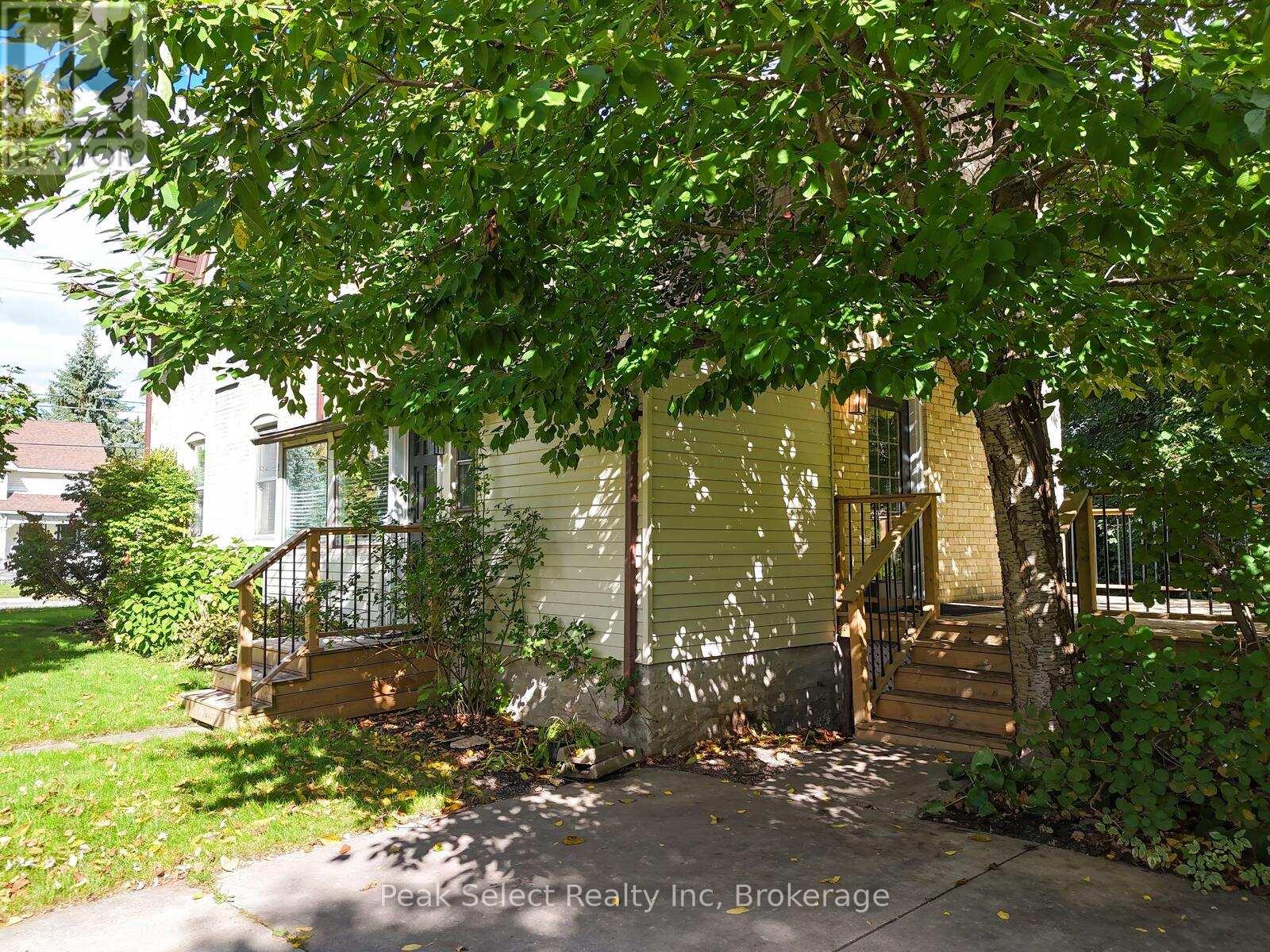 382 Queen Street E, St. Marys, Ontario  N4X 1B2 - Photo 7 - X12461718