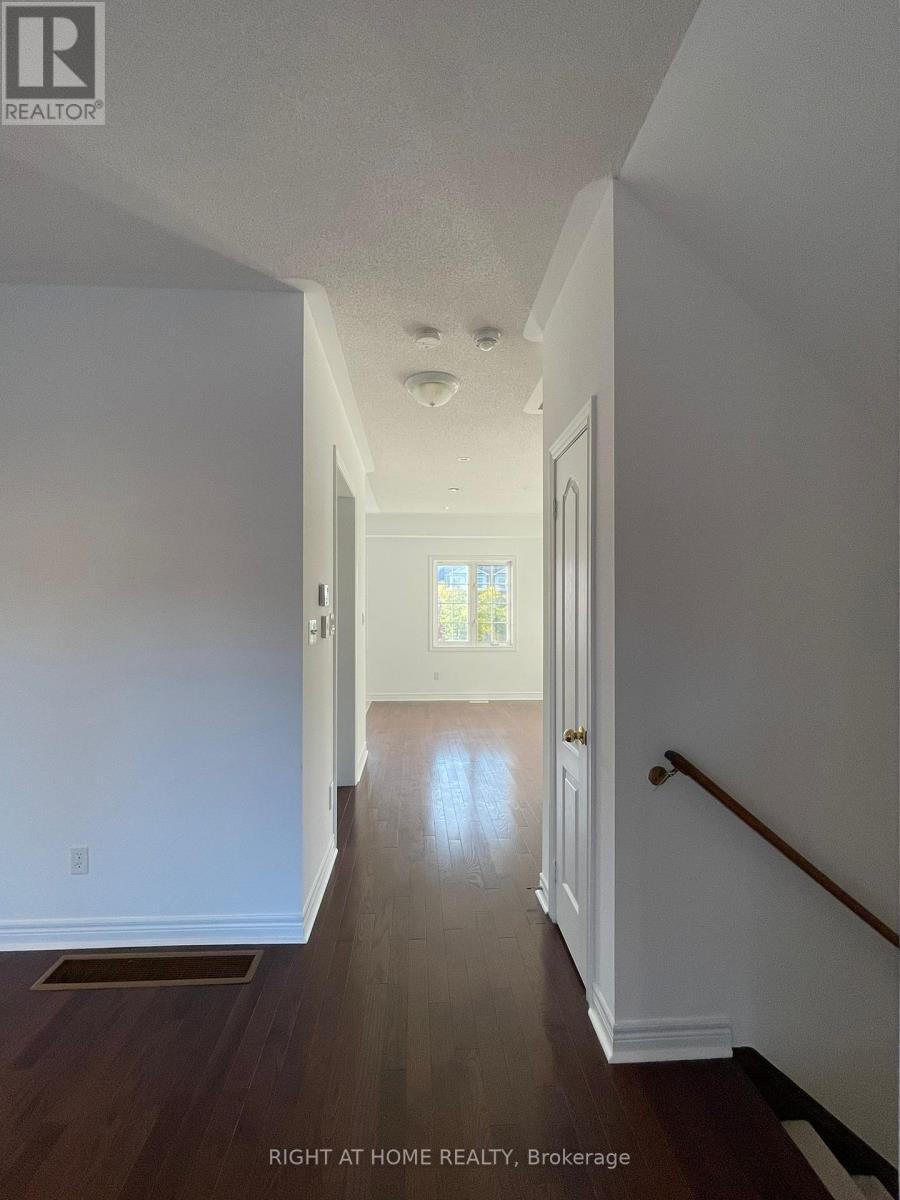 1505 Spinnaker Mews, Pickering, Ontario  L1X 0C8 - Photo 13 - E12461843