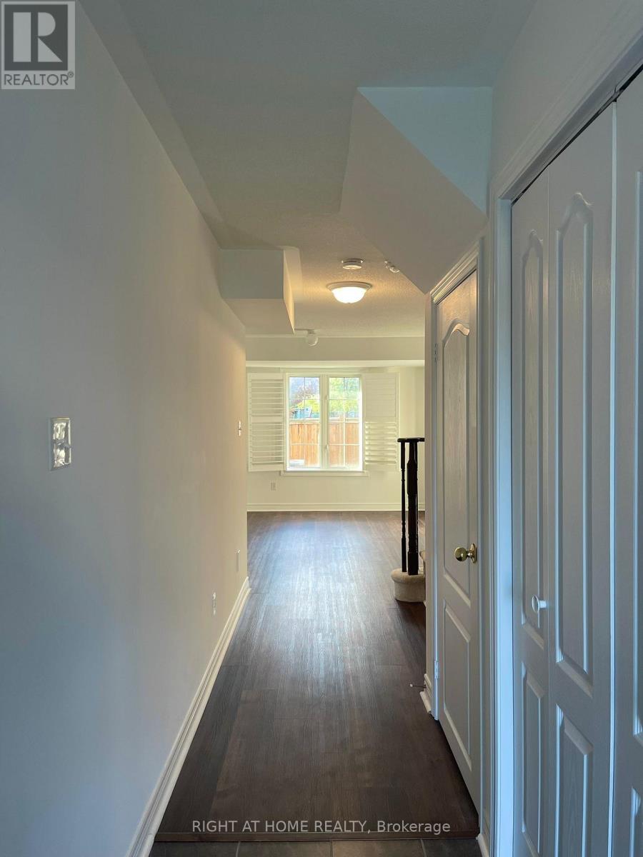 1505 Spinnaker Mews, Pickering, Ontario  L1X 0C8 - Photo 5 - E12461843
