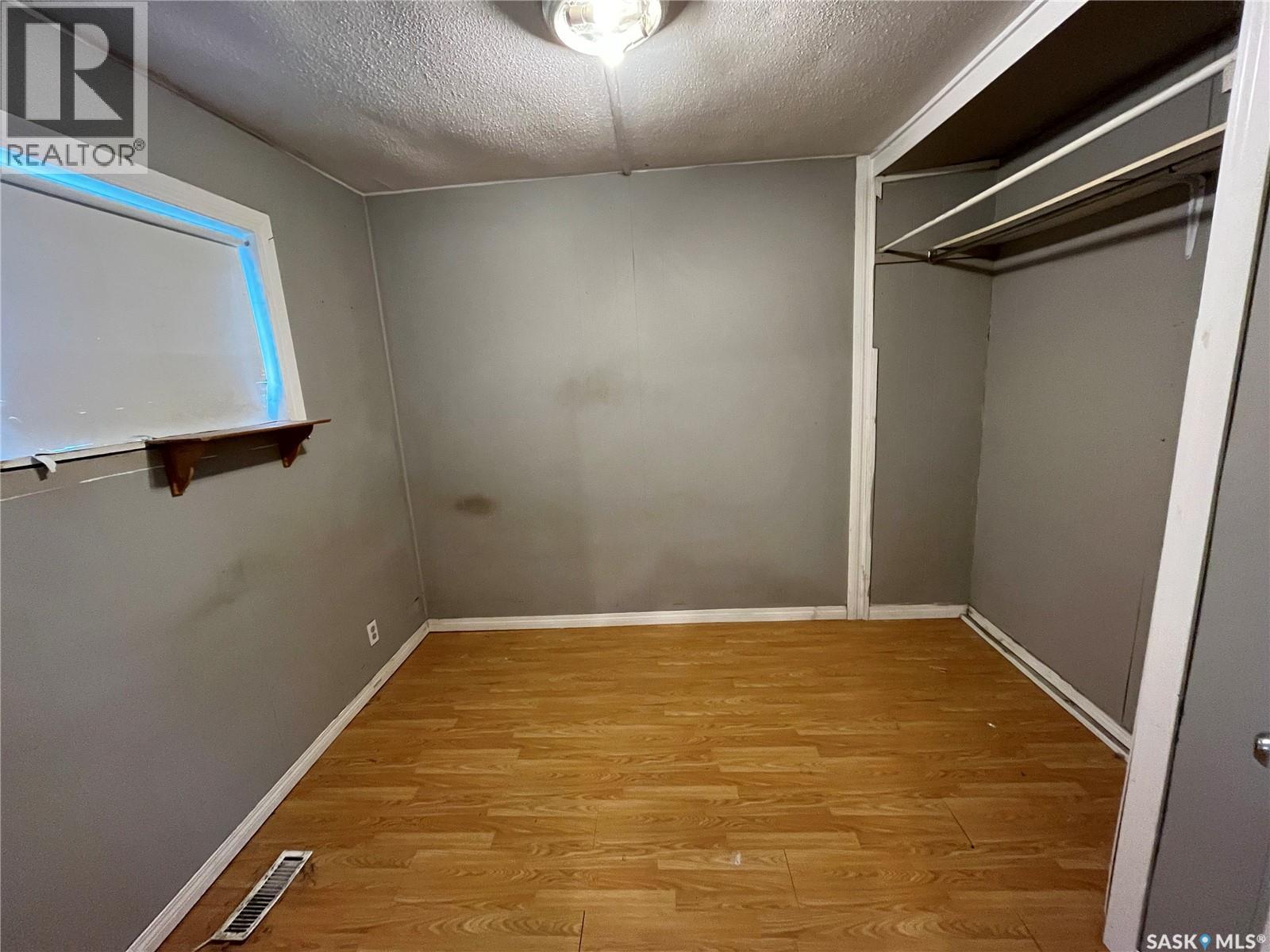 1482 1st Street E, Prince Albert, Saskatchewan  S6V 0E5 - Photo 5 - SK020832
