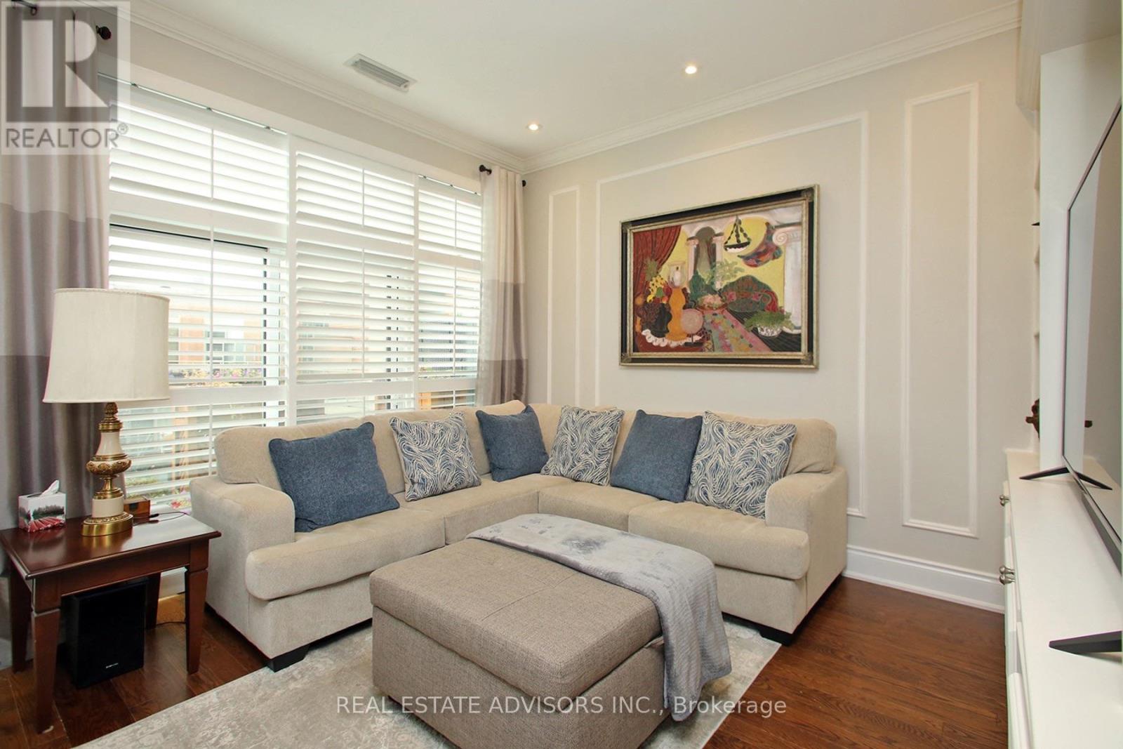 Ph642 - 281 Woodbridge Avenue, Vaughan, Ontario  L4L 0C6 - Photo 15 - N12461844