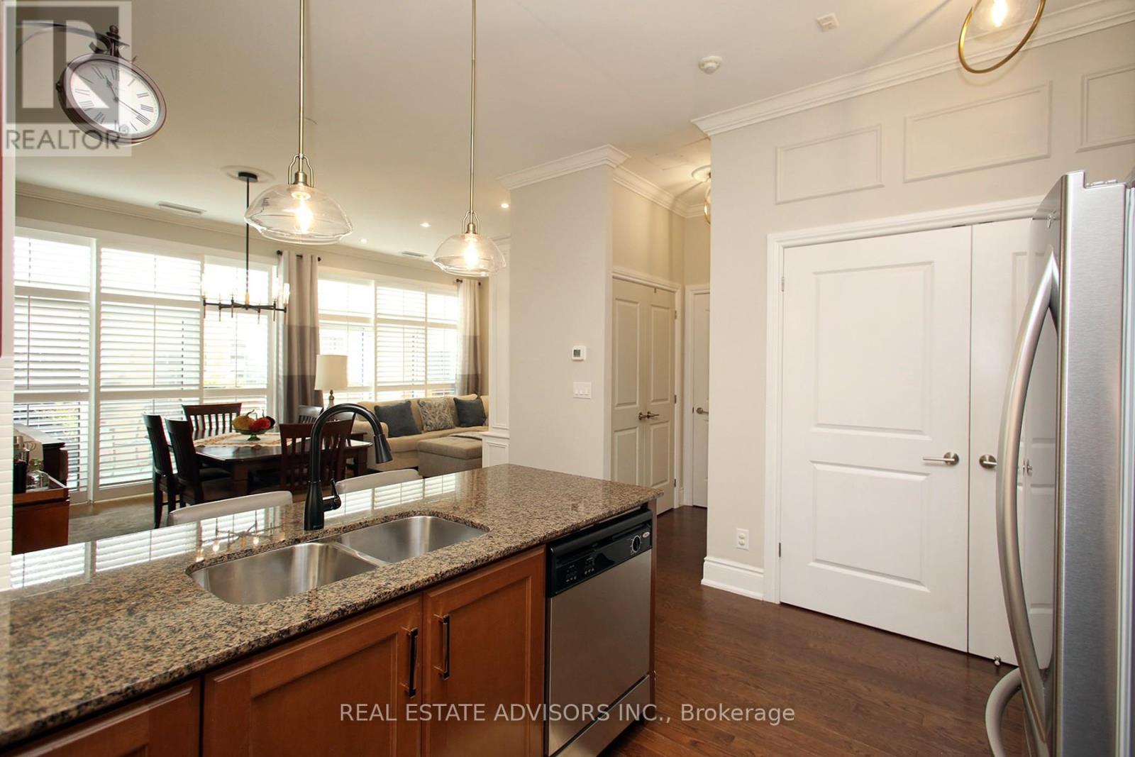 Ph642 - 281 Woodbridge Avenue, Vaughan, Ontario  L4L 0C6 - Photo 7 - N12461844