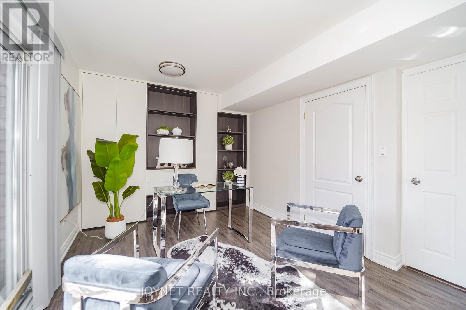 243 Yellowood Circle, Vaughan, Ontario  L4J 8M2 - Photo 6 - N12460676
